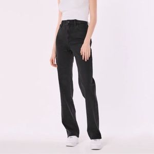 Hollister Cotton Classic Ultra High Rise Dad Jeans Distressed Black Size 3 Short